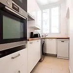 Tbs 322 - Superb Apartment With Eiffel Tower View